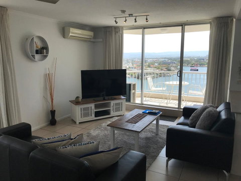 Moorings On Cavill Surfers Paradise - Accommodation Yamba 39