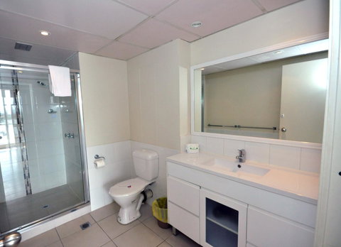 Moorings On Cavill Surfers Paradise - Accommodation Yamba 29