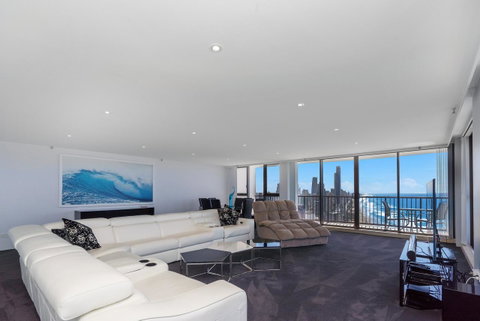 Surfers Aquarius On The Beach - Accommodation Yamba 9