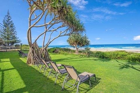 Surfers Aquarius On The Beach - Accommodation Yamba 10