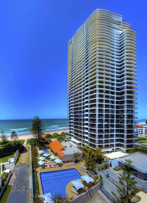 Surfers Aquarius On The Beach - Accommodation Yamba 3