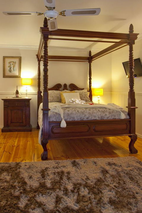 Curtis Falls Cottage - Accommodation Yamba 6