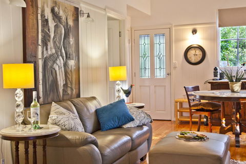 Curtis Falls Cottage - Accommodation Yamba 7