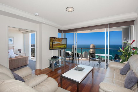 Chevron Renaissance - HR Surfers Paradise - Accommodation Yamba 7
