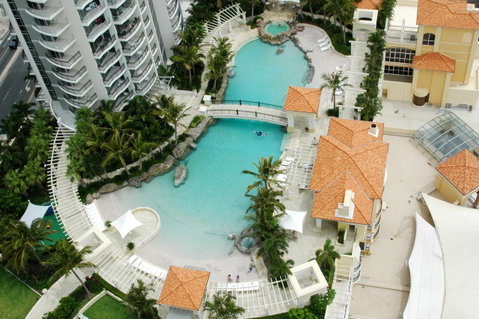 Chevron Renaissance - HR Surfers Paradise - Accommodation Yamba 9