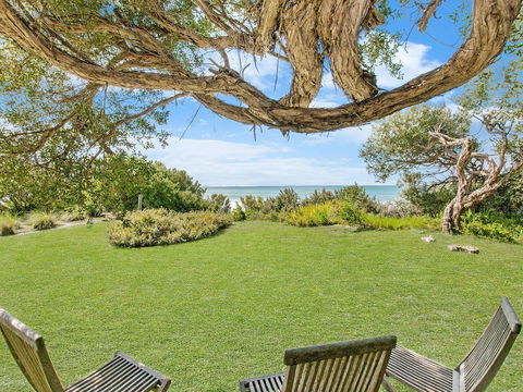 Waters Edge - Accommodation Yamba 0