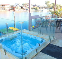Waterside Resort Style - Accommodation Yamba