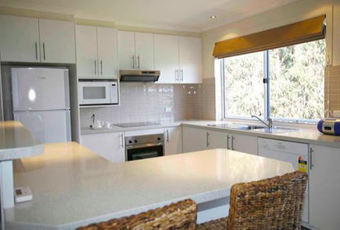 Waterview Luxury Apartments - Accommodation Yamba 2