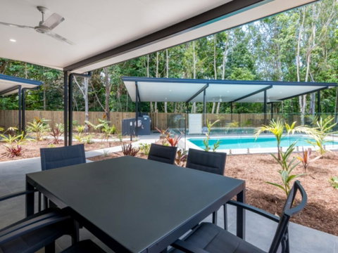 Waves - Tropicana - Clifton Bea - Accommodation Yamba 1