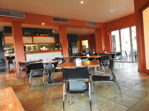 Waves Luxury Suites - Accommodation Yamba 0