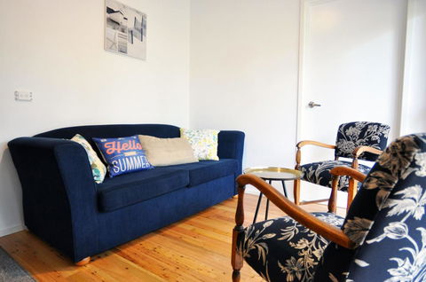WAVES ON FLORIDA - SURF SIDE - Accommodation Yamba 1