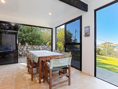 Whale Tales' 78 Lentara Street - FANTASTIC WATER VIEWS OVER FINGAL BEACH - Accommodation Yamba 2