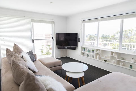 White Beach Cottage - Accommodation Yamba 3