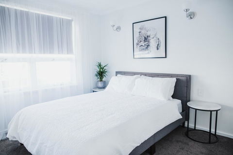 White On Wright Clare - Accommodation Yamba 3