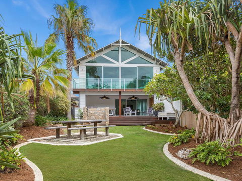 WHITE WASH ON SHE OAK - Accommodation Yamba 0