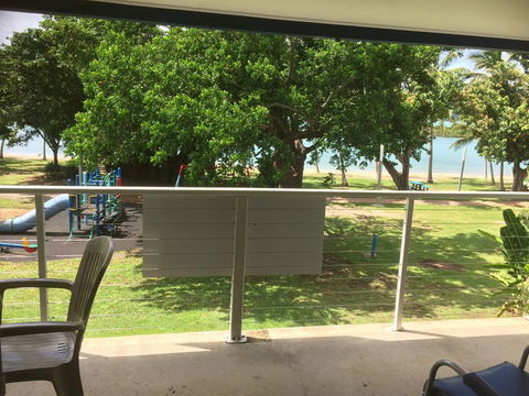 Whitehaven Beachfront Holiday Units - Accommodation Yamba 3