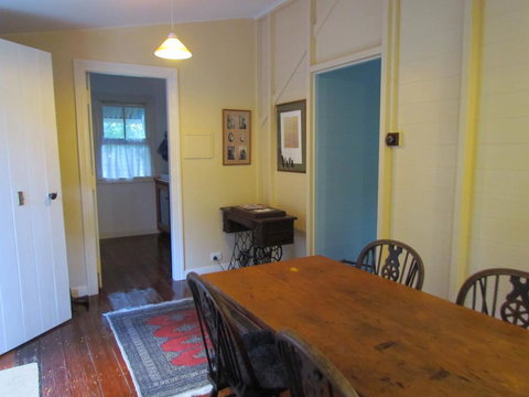 Whitsunday Cane Cutters Cottage - Accommodation Yamba 3
