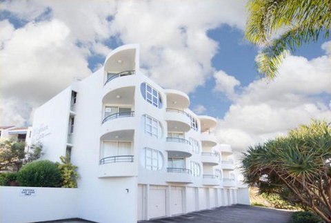 Wickham Cove Unit 10, 45 Albert Street. Kings Beach - Accommodation Yamba 0