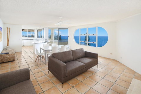Wickham Cove Unit 10, 45 Albert Street. Kings Beach - Accommodation Yamba 1
