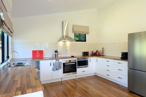 Wild Rose Cottage- Kiaroo, Kangaroo Valley - Accommodation Yamba 1
