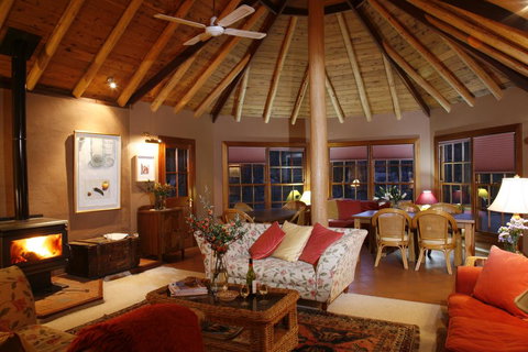 Wildwood Guesthouse - Accommodation Yamba 0