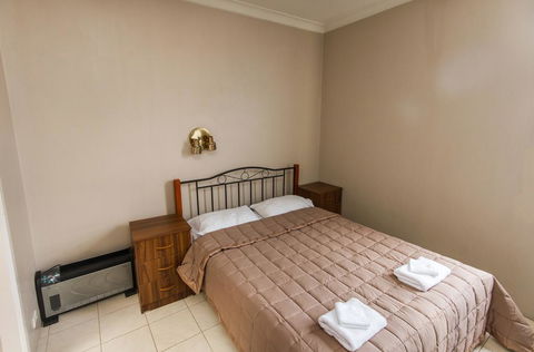 Wiley Park Hotel - Accommodation Yamba 2