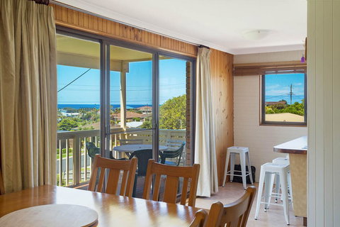 Williams Wonder - Large Beach House - Accommodation Yamba 1