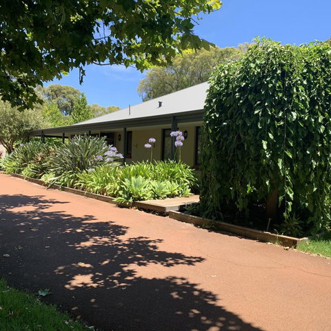 Willow Lodge - Accommodation Yamba 3