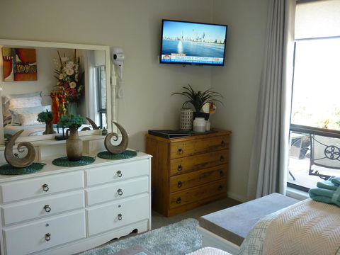 Willowbank Drive Bed & Breakfast - Accommodation Yamba 2