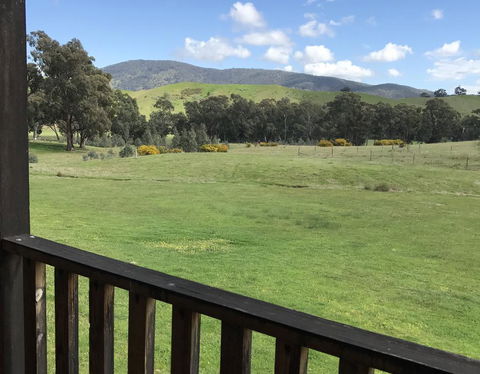 Wimmera Hills Winery - Accommodation Yamba 1