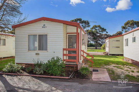 Wimmera Lakes Caravan Resort - Accommodation Yamba 1