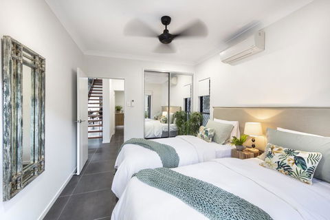 WINDFALL IN PALM COVE - Accommodation Yamba 1