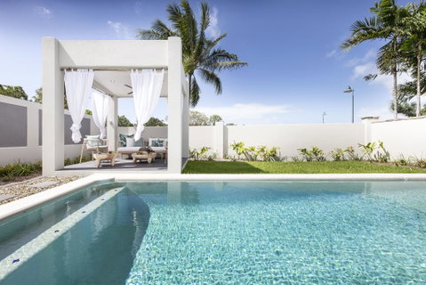 WINDFALL IN PALM COVE - Accommodation Yamba 0
