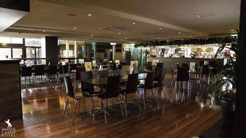 Windsor Castle Hotel - Accommodation Yamba 0