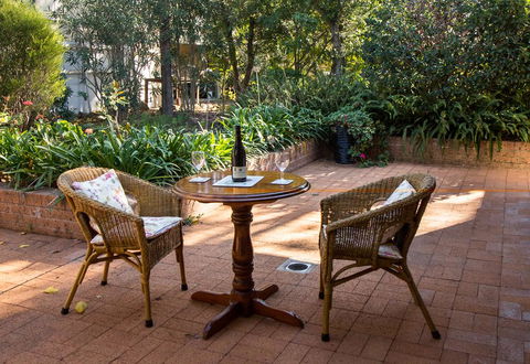 Wine Country Drive Guest House - Accommodation Yamba 3