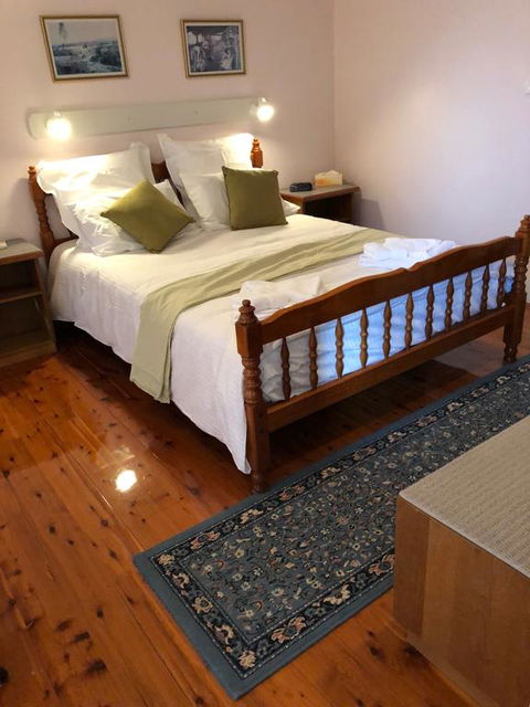 Wine Country Drive Guest House - Accommodation Yamba 0