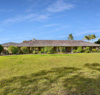 Wine Country Homestead 4-6br House - Accommodation Yamba