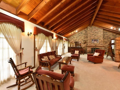 Wine Country Homestead 4-6br House - Accommodation Yamba 1
