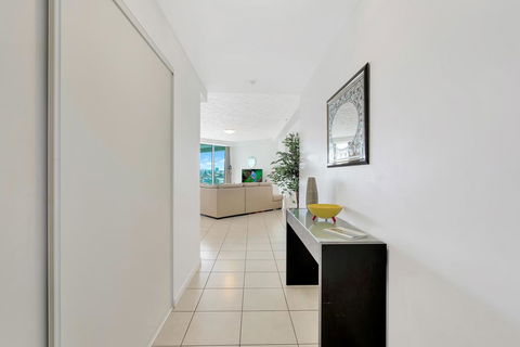 Wings Luxury Apartment Pink Poodle - Accommodation Yamba 0