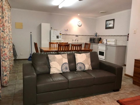 Wintersun Holiday Cottages - Accommodation Yamba 0