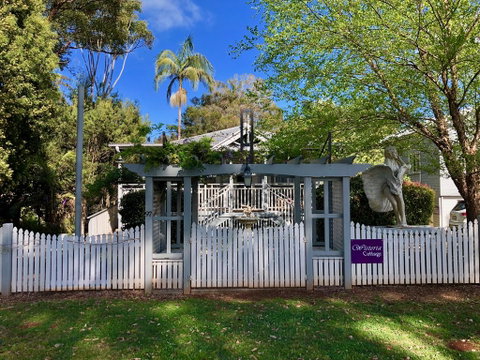 Wisteria Cottage 95 Main Western Road - Accommodation Yamba 0