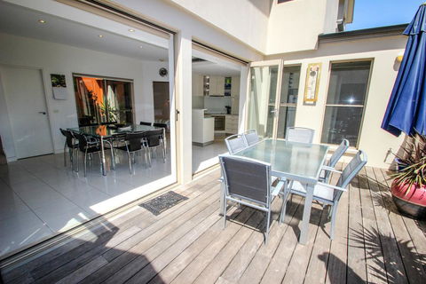 Wood Peak - Accommodation Yamba 2