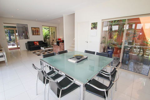 Wood Peak - Accommodation Yamba 3
