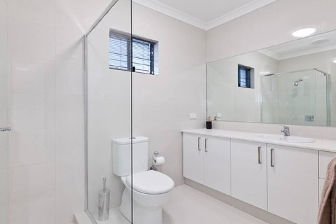 Woodlands - Home With A View - Accommodation Yamba 2