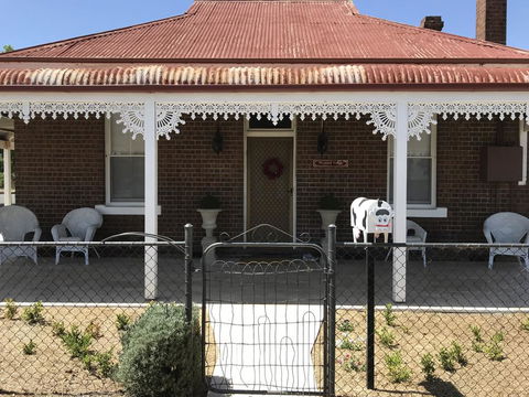 Woodstock Cottage - Accommodation Yamba 0