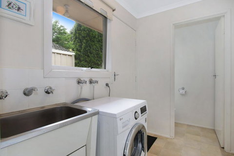 Woody's - In Central Bright - Accommodation Yamba 3