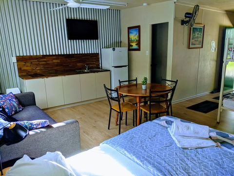 Woolshed Eco Lodge - Accommodation Yamba 2