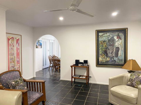 Woorim Secluded Palms Cottage - Accommodation Yamba 3