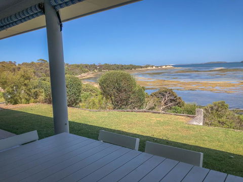 Wrightaway - Accommodation Yamba 0