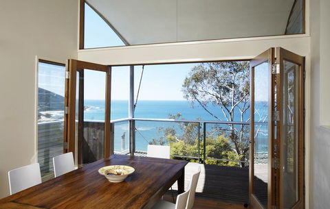 Wye View Architecturally Designed Stunning Views - Accommodation Yamba 1